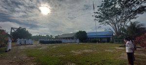 Upacara Bendera SMAN 1 Siluq Ngurai