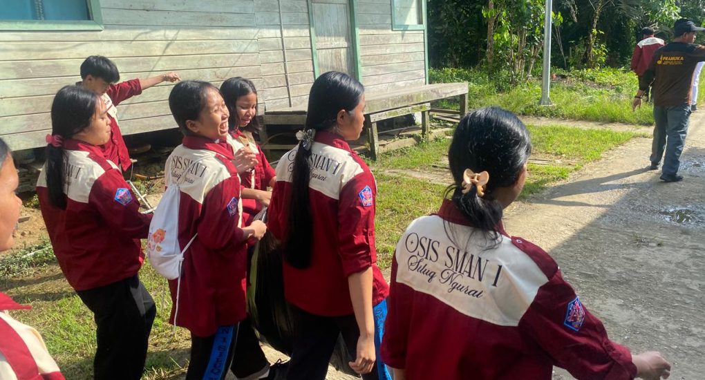 OSIS Bersih2 di kampung